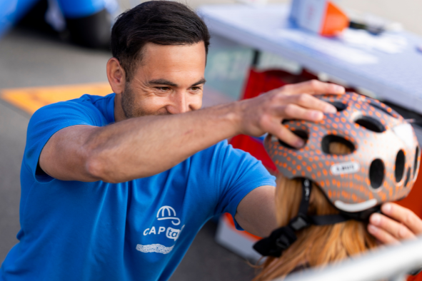 Radhelmcheck bei einem Kind